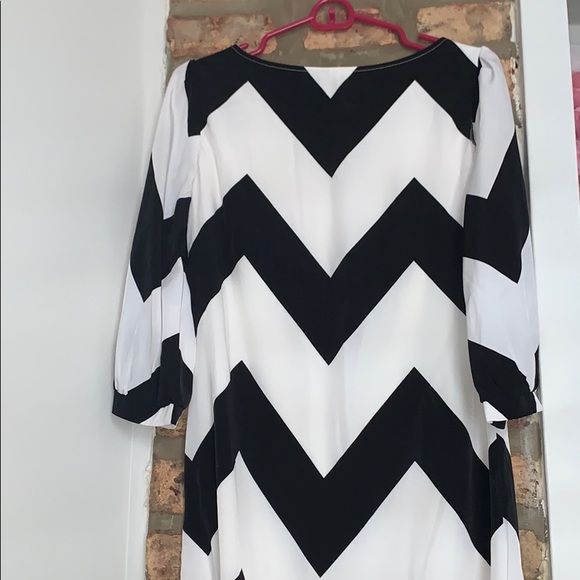 Black and White Chevron Dress - Picture 3 of 3